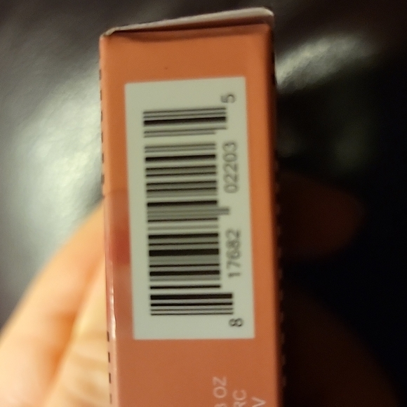 Violet Voss Eyeshadow pallet - Picture 2 of 2